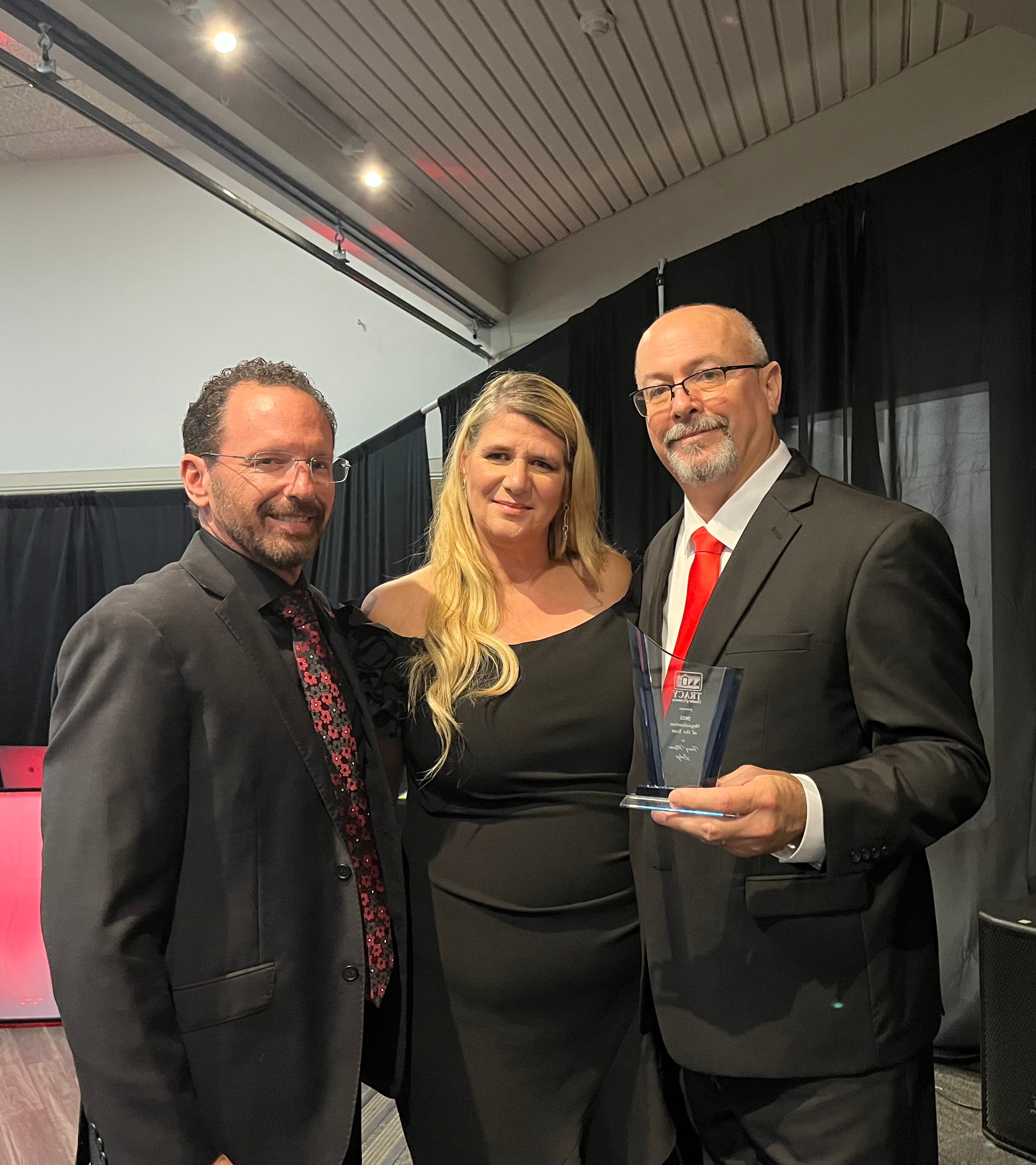 Dan Evans at Tracy Chamber of Commerce award ceremony