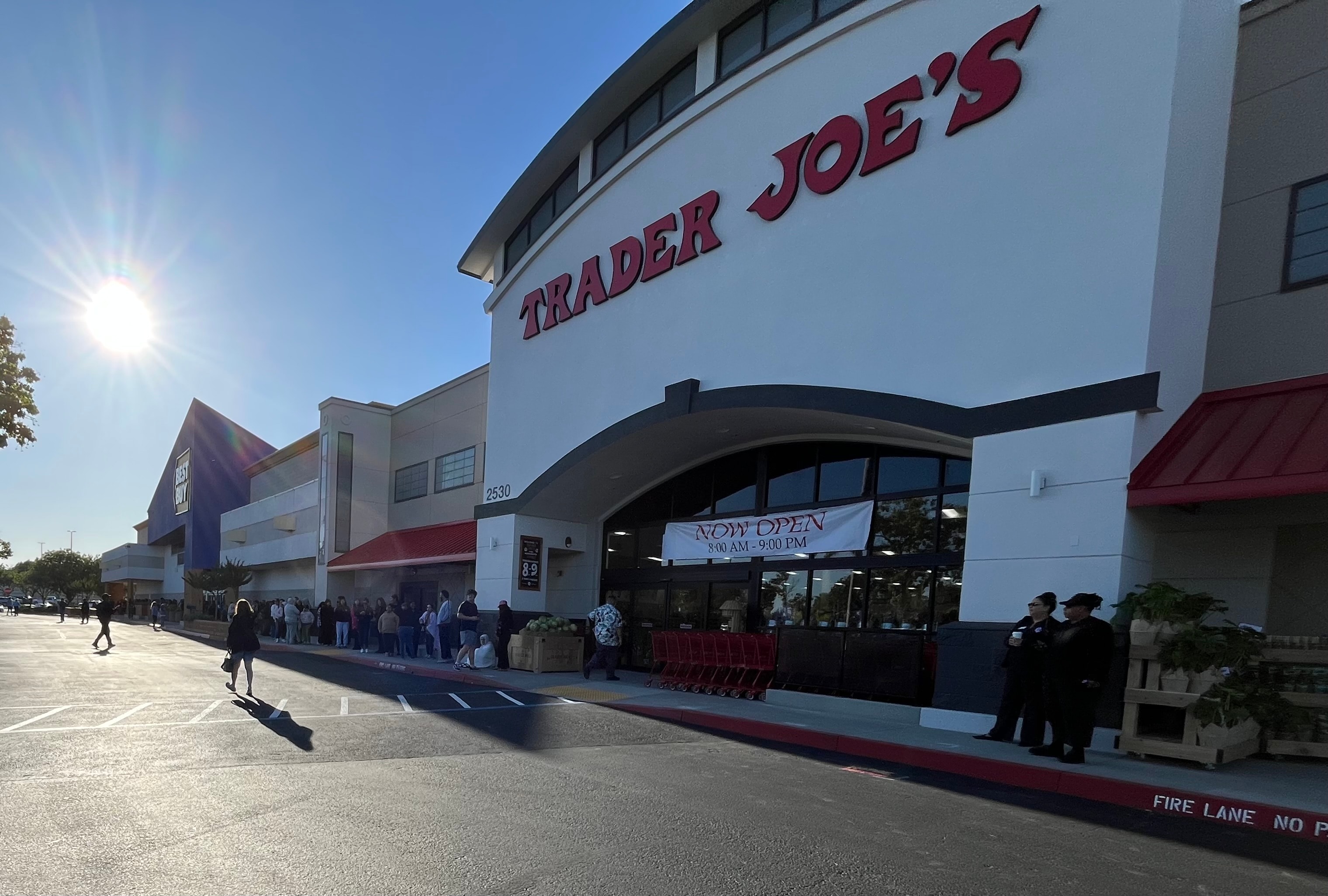 Trader Joe's grand opening in Tracy
